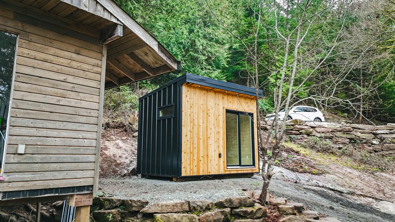 Mayne Island – Bunkie Washroom Ferry Delivery