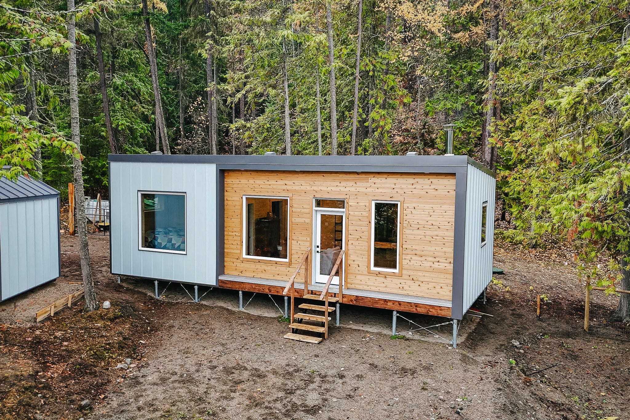 Edgewood - One Bedroom Home + Matching Peak Sauna