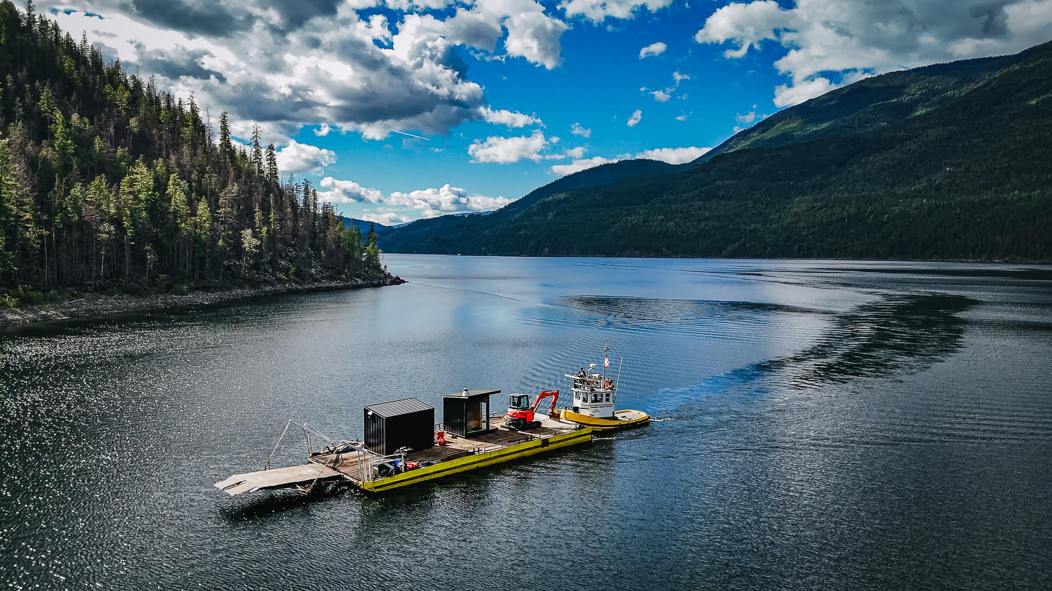 Shuswap Lake - Stunning Barge-In Sauna Water-Access-Only Project