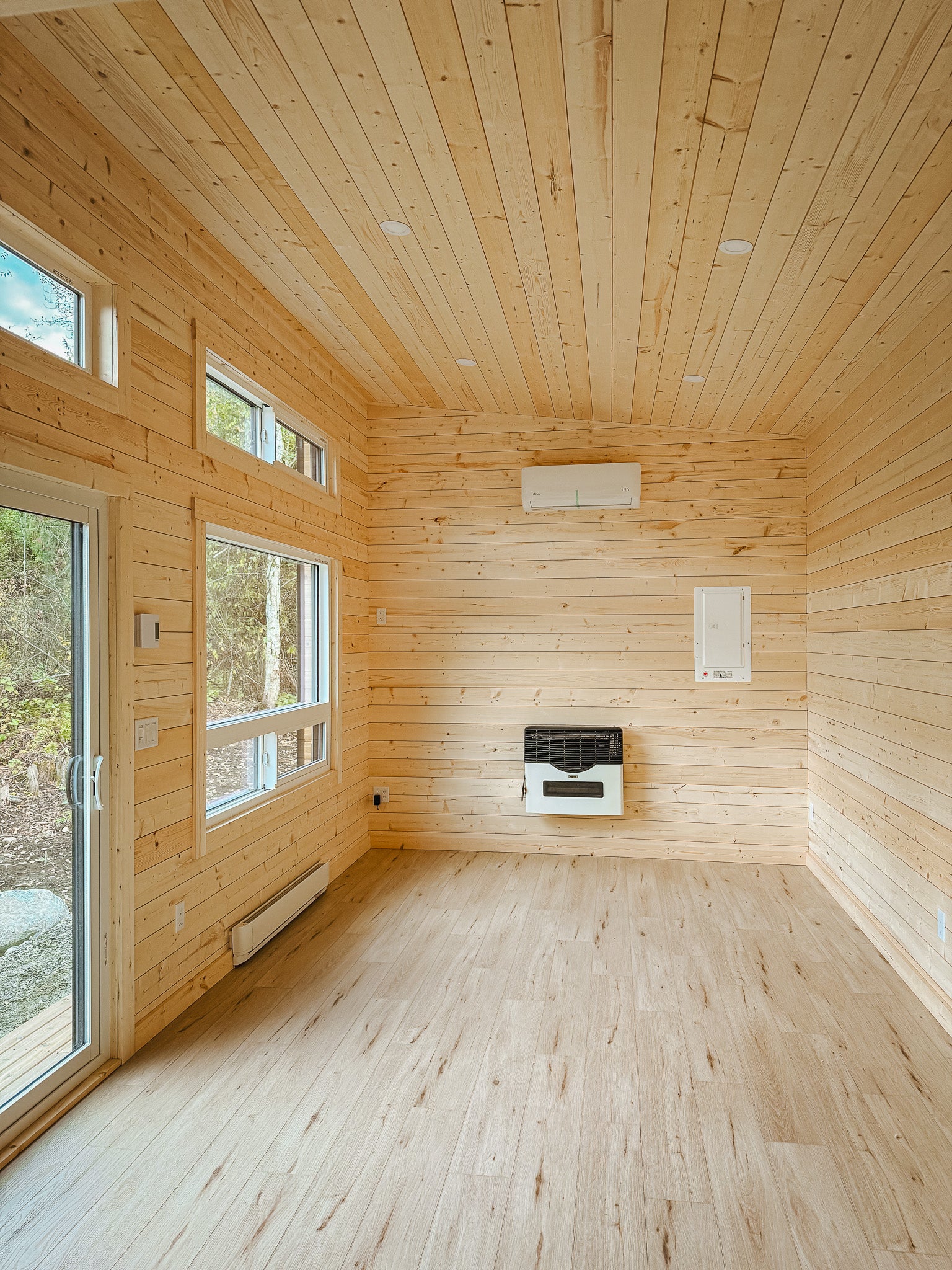 MODERN Cabin